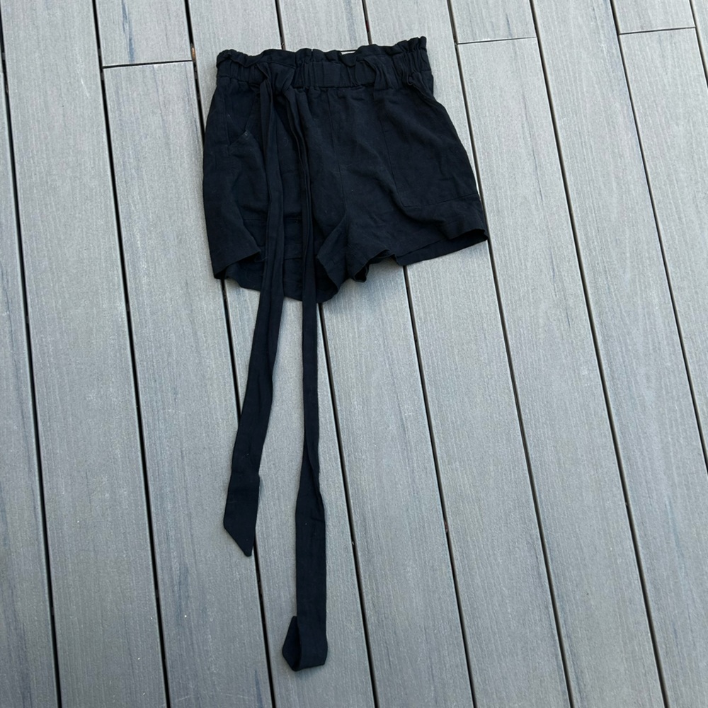 Black Tie On Shorts
